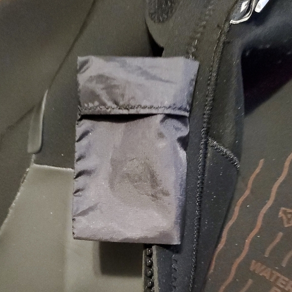 Women's Axis Back Zip Black Full-Length Wet Suit 3/2mm - Picture 13 of 16